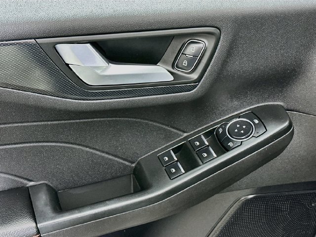 2023 Ford Escape ST-Line - Photo 23
