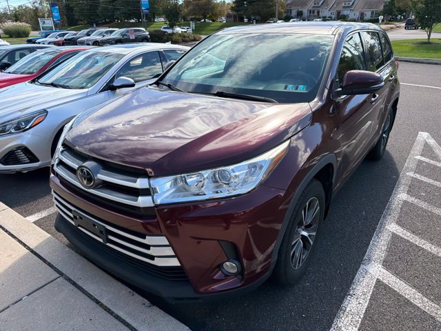 Used 2017 Toyota Highlander LE Plus SUV