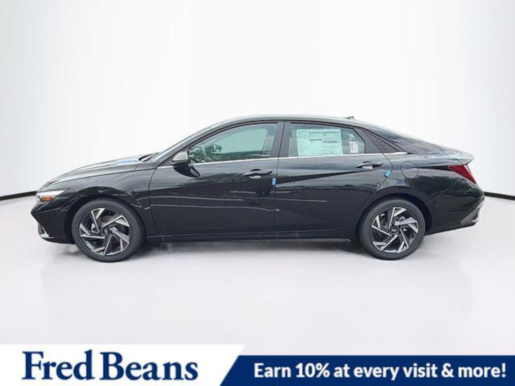 New 2026 Hyundai Elantra Limited Sedan