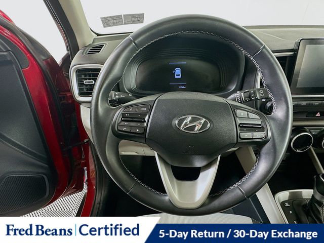 2023 Hyundai Venue SEL - Photo 13