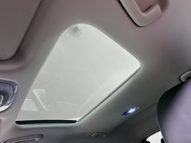 2024 Hyundai Kona Limited - Photo 28