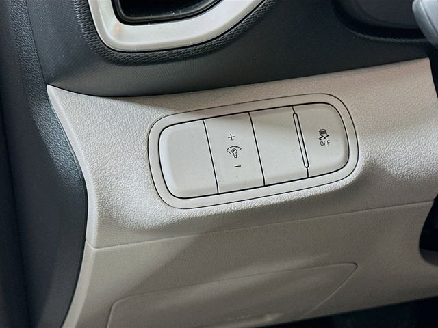 2026 Hyundai Venue SEL - Photo 13