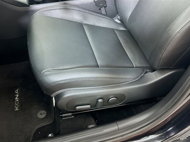 2024 Hyundai Kona Limited - Photo 25
