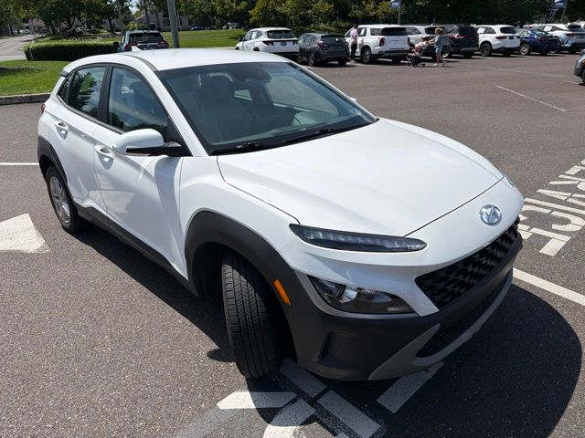2023 Hyundai Kona SE - Photo 14