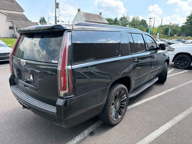 2016 Cadillac Escalade ESV Luxury - Photo 11