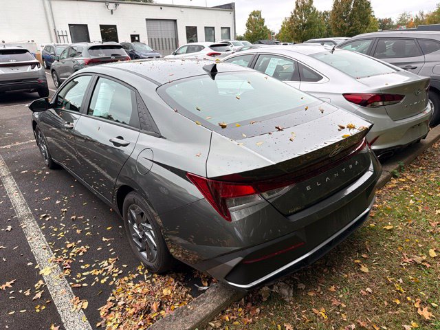 2024 Hyundai Elantra SEL - Photo 10