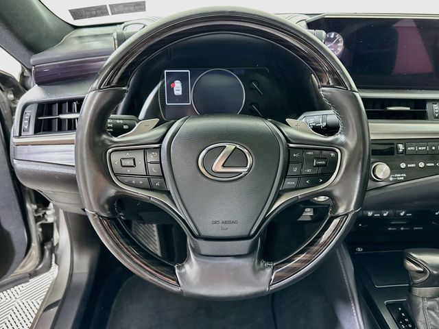 2021 Lexus ES 250 - Photo 13