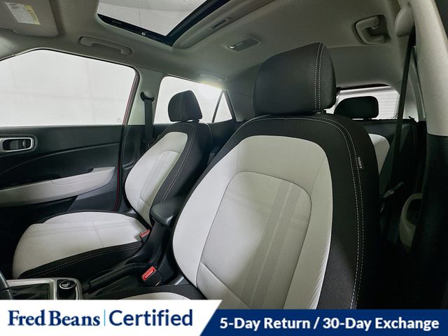 2023 Hyundai Venue SEL - Photo 21