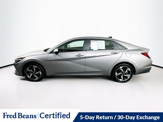 2023 Hyundai Elantra SEL photo 4
