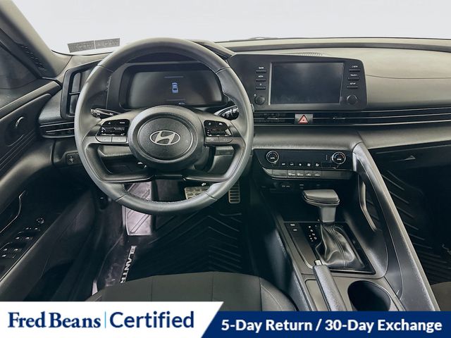 2025 Hyundai Elantra SEL - Photo 22