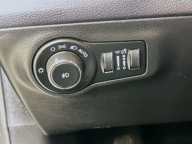 2018 Jeep Compass Latitude - Photo 13