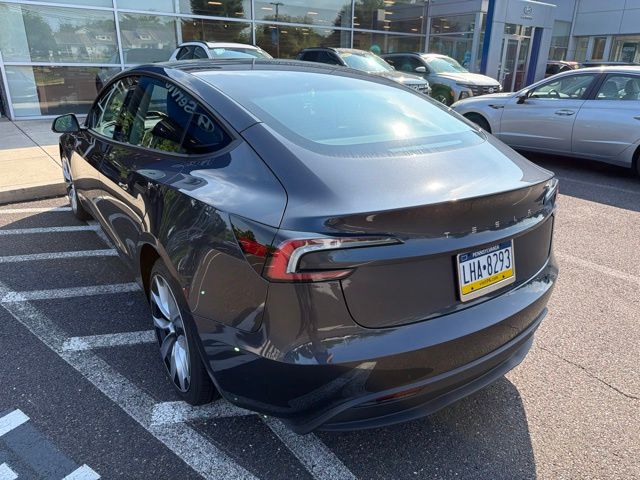 2025 Tesla Model 3 Long Range - Photo 7