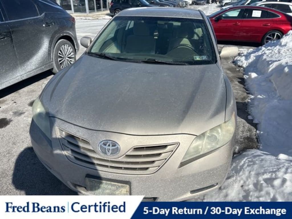 Used 2009 Toyota Camry LE Sedan