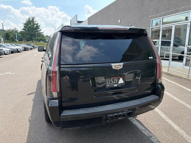 2016 Cadillac Escalade ESV Luxury - Photo 9