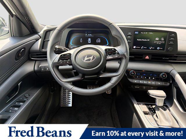 2026 Hyundai Elantra SEL - Photo 17