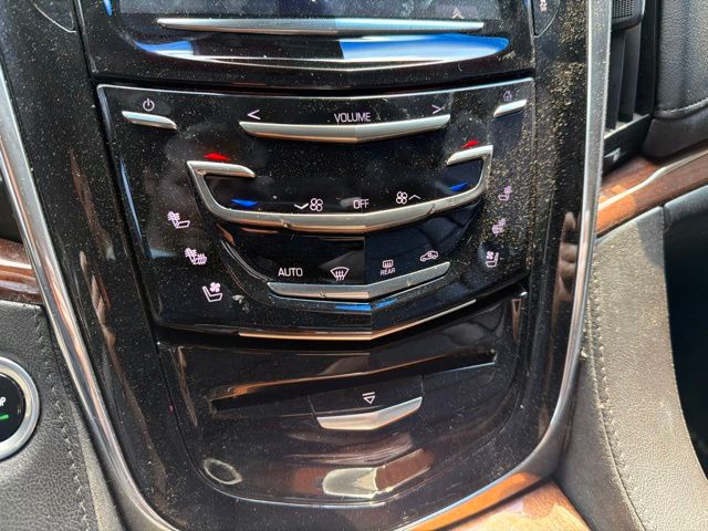 2016 Cadillac Escalade ESV Luxury - Photo 19