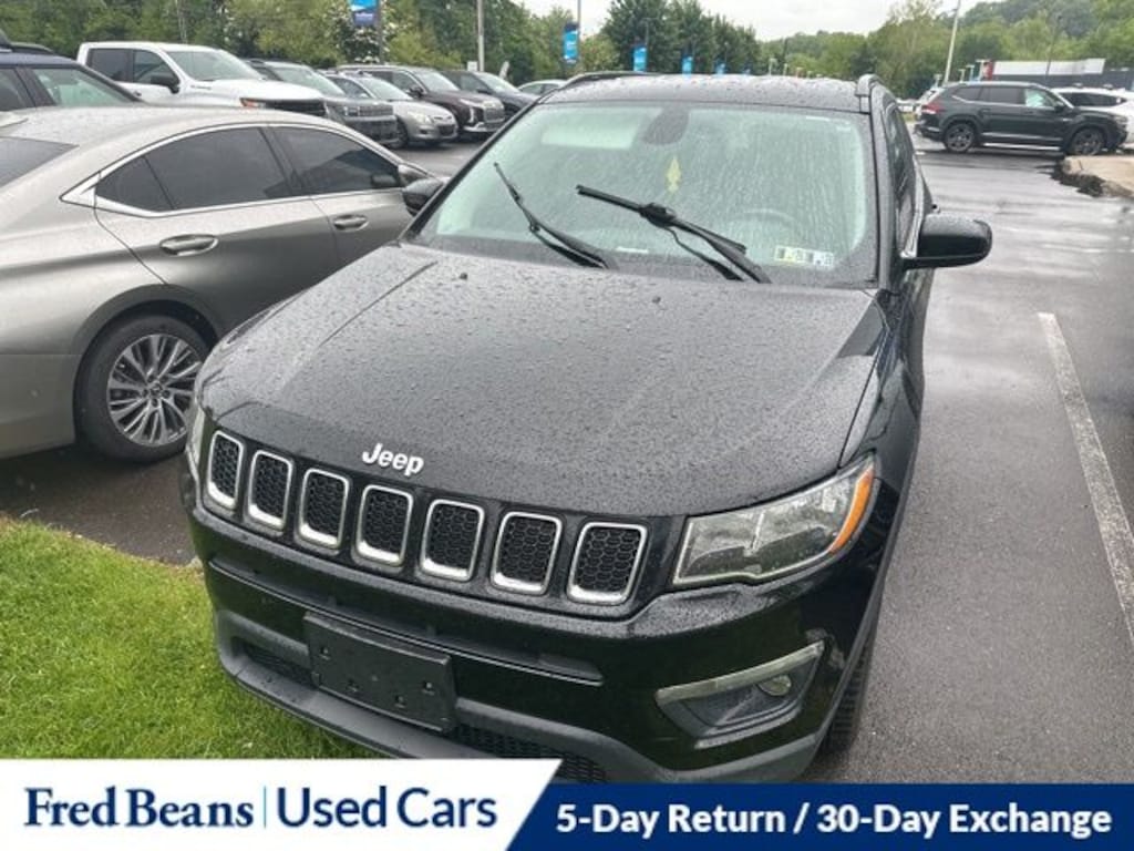 Certified 2018 Jeep Compass Latitude SUV