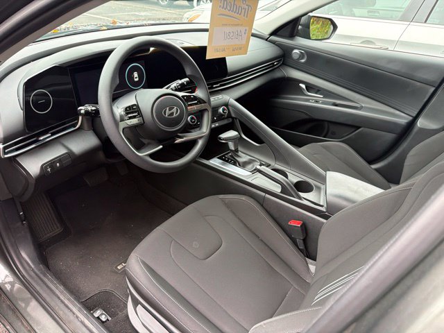 2024 Hyundai Elantra SEL - Photo 24