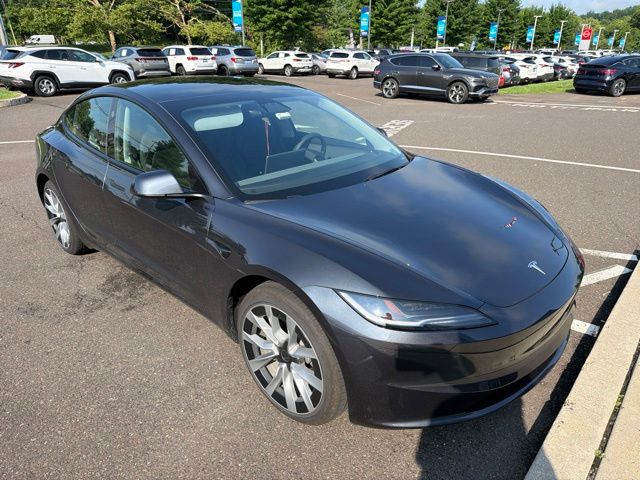 2025 Tesla Model 3 Long Range - Photo 14