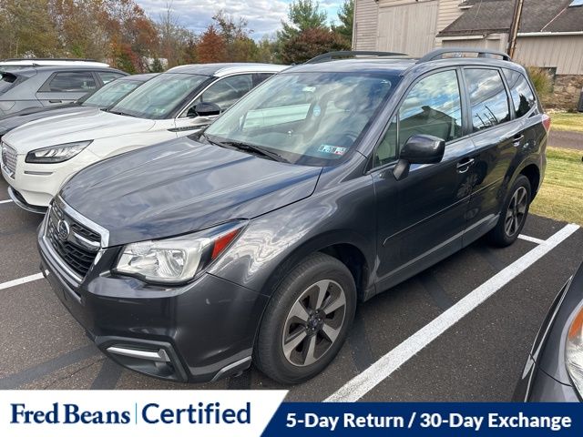 2018 Subaru Forester 2.5i Premium photo 3
