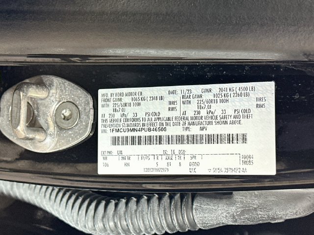 2023 Ford Escape ST-Line - Photo 38