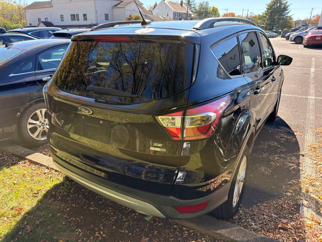 2017 Ford Escape SE - Photo 15