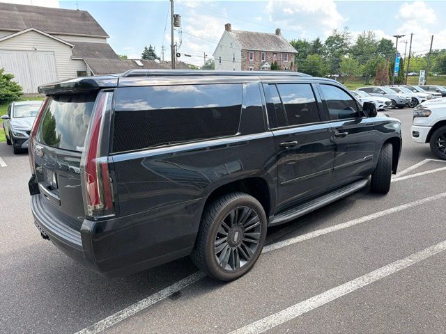 2016 Cadillac Escalade ESV Luxury - Photo 13