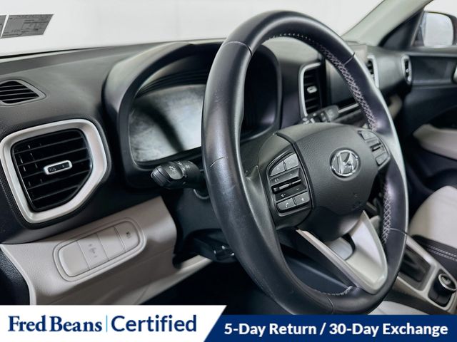2023 Hyundai Venue SEL - Photo 11