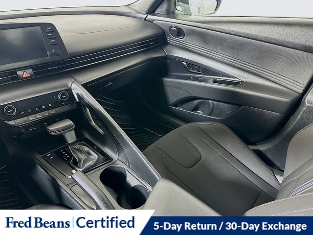 2025 Hyundai Elantra SEL - Photo 23