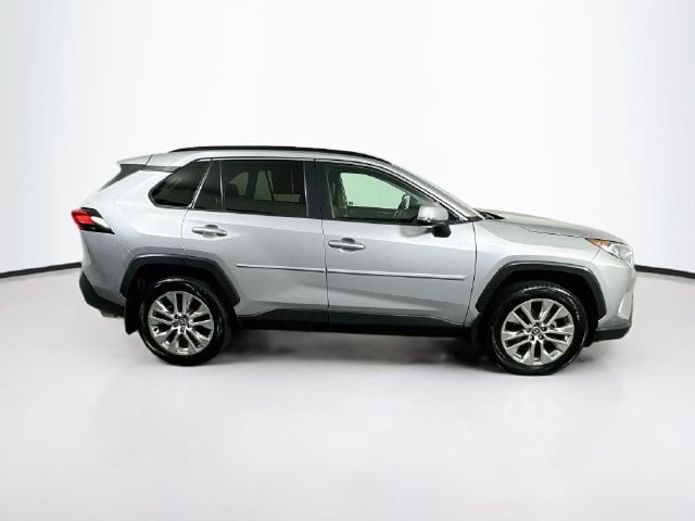2021 Toyota RAV4 XLE Premium - Photo 10