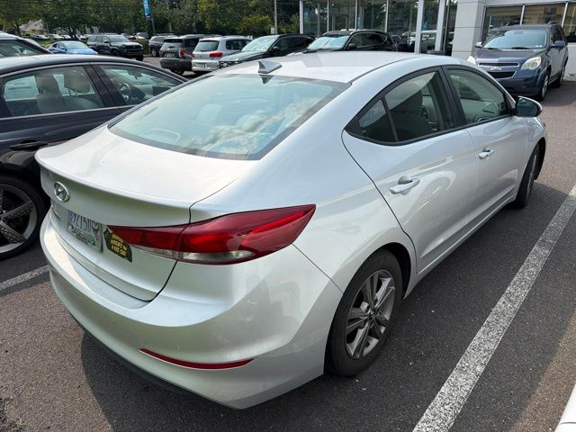 2017 Hyundai Elantra SE - Photo 13