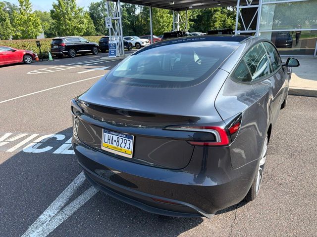 2025 Tesla Model 3 Long Range - Photo 10