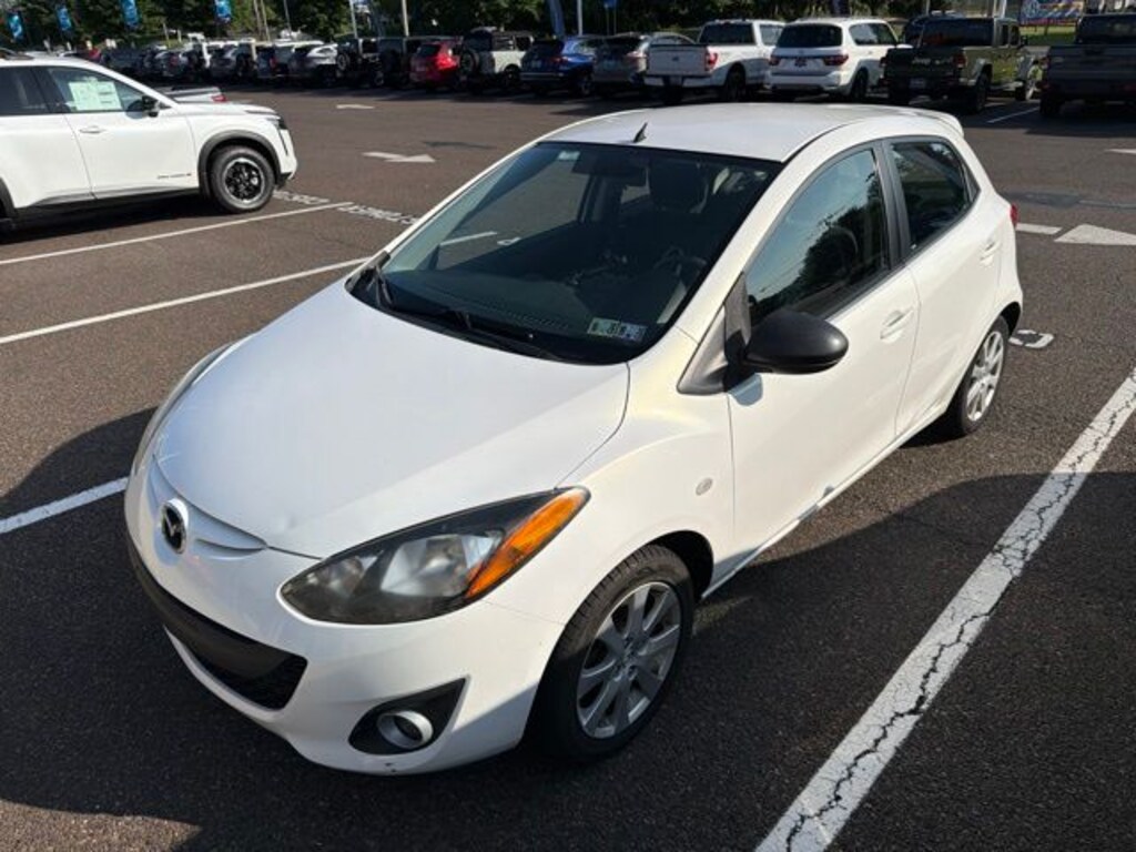 Used 2011 Mazda Mazda2 Touring Hatchback