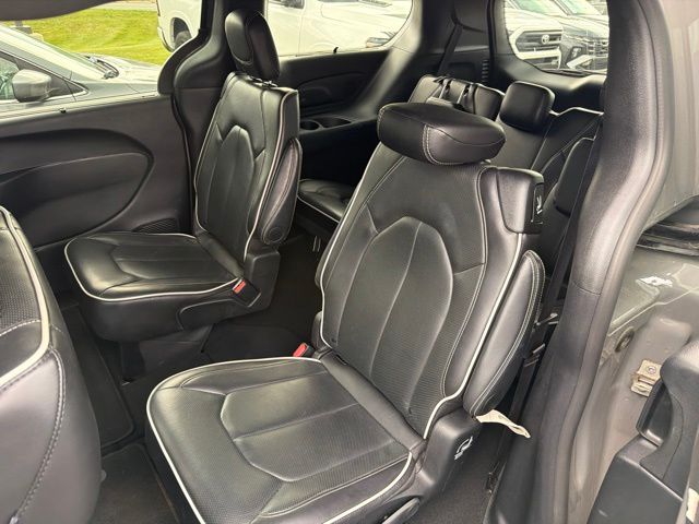 2025 Chrysler Pacifica Limited - Photo 19