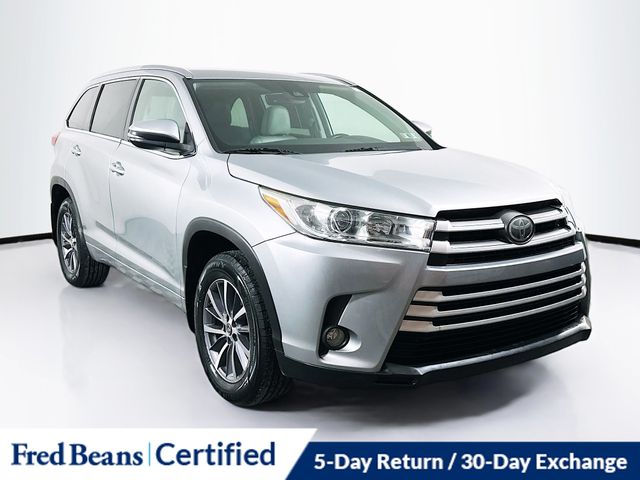 2017 Toyota Highlander XLE's photo