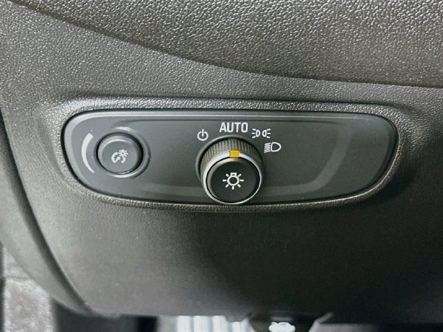 2024 Chevrolet Equinox LT - Photo 13