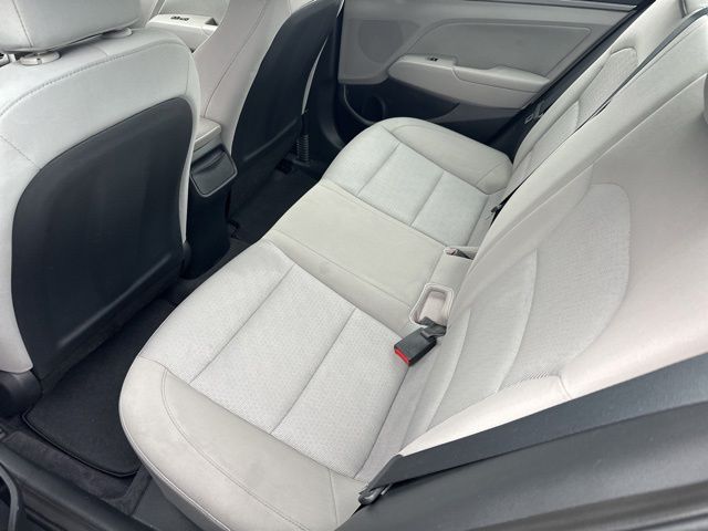 2017 Hyundai Elantra SE - Photo 19