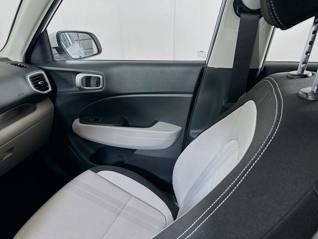 2026 Hyundai Venue SEL - Photo 28