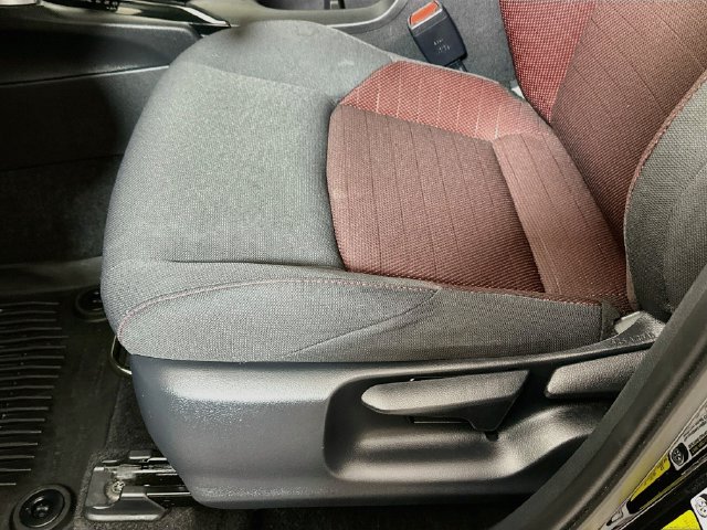2024 Toyota Corolla Cross Nightshade - Photo 23