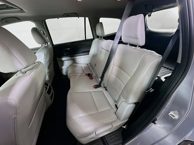 2022 Honda Pilot SE - Photo 29