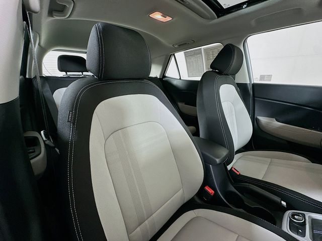 2026 Hyundai Venue SEL - Photo 32