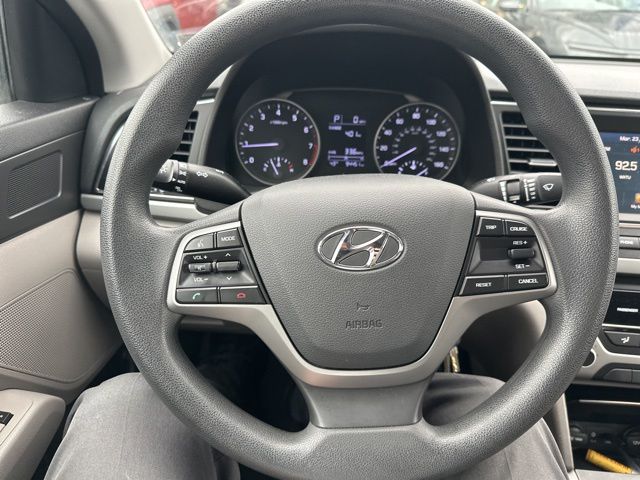 2017 Hyundai Elantra SE - Photo 23