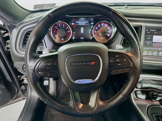 2016 Dodge Challenger SXT - Photo 14