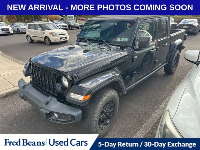 2021 Jeep Gladiator Sport photo 2