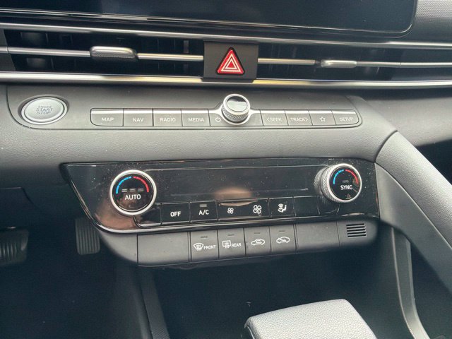 2024 Hyundai Elantra SEL - Photo 26