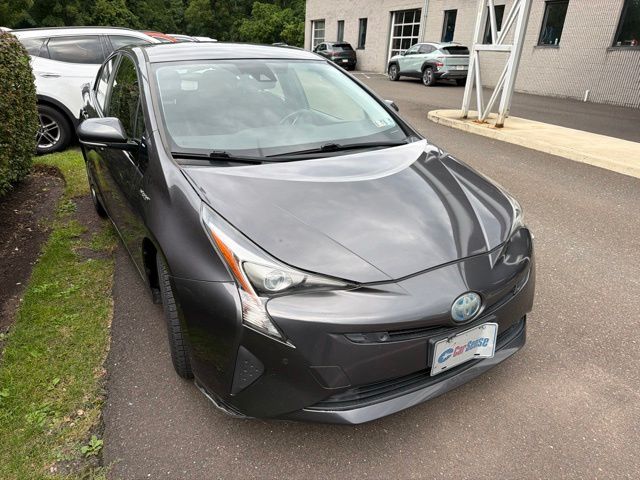 2017 Toyota Prius Three - Photo 14