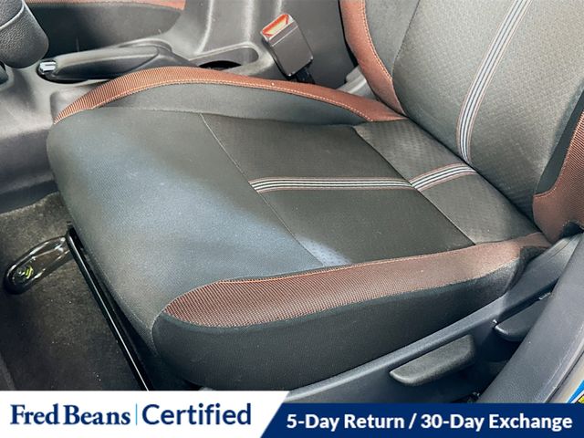 2024 Nissan Versa Sedan SR - Photo 12