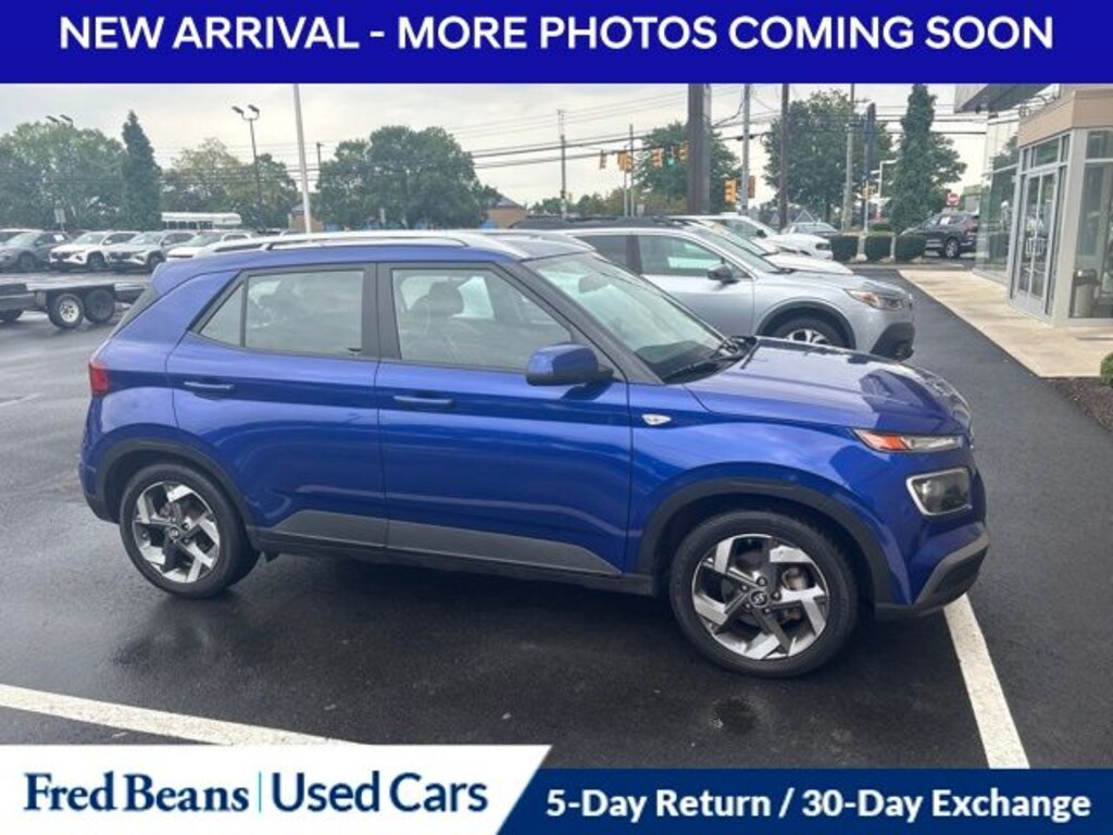 Used 2024 Hyundai Venue Limited SUV