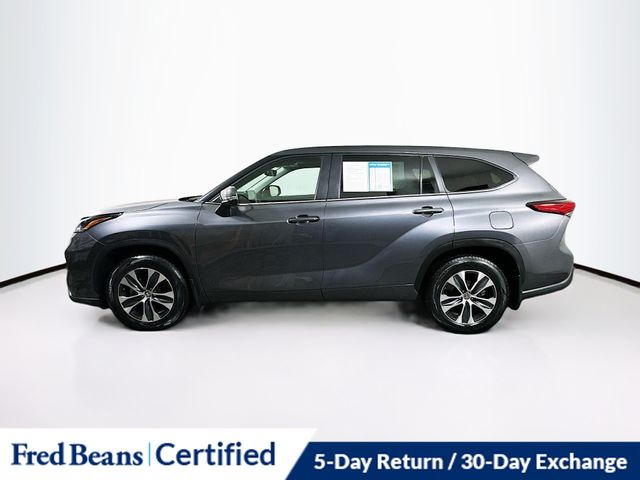 2023 Toyota Highlander L photo 4