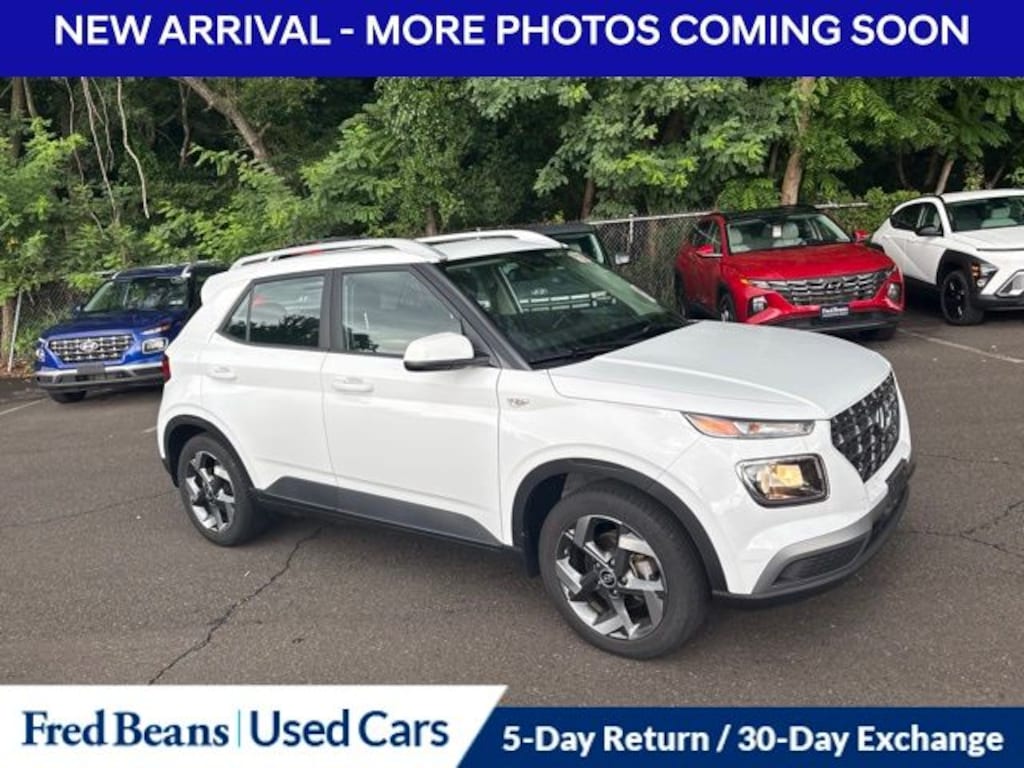 Used 2023 Hyundai Venue SEL SUV